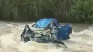 Huarochirí: minivan que transportaba a familia cayó al río Rímac