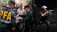 Policía persigue y mata a balazos a adolescente de 16 años que robó una moto