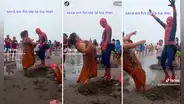 ¿Será el final de la tía May? ‘Hombre Araña’ baila con mujer en la playa sin imaginar el resultado
