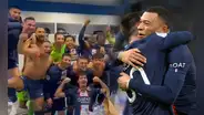 ¿Mala relación? Messi y Mbappé se lucen abrazados tras la goleada del PSG en el clásico
