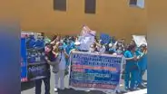 Trabajadores CAS COVID-19 protestaron por no renovación de contratos en Trujillo