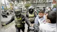 Critican intento por controlar a la prensa en las protestas