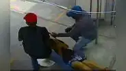 ¡Increíble! Comerciante fue asaltada frente a comisaría en Trujillo y le roban S/81.500