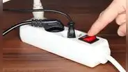 ¿Sabes qué aparatos eléctricos no debes dejar enchufados por mucho tiempo?