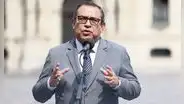 Alberto Otárola es blindado por el Congreso y no responde por muertes