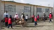 Inicia año escolar en medio de protestas en Arequipa