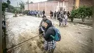 Emergencia en Perú: ponen a Lima en alerta roja por lluvias y suspenden las clases