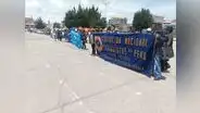 Gremios de periodistas realizan plantón por la libertad de información en Puno