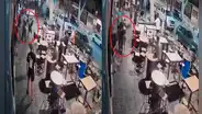 Mesera pierde la audición de un oído tras ser atacada por un cliente que la había acosado