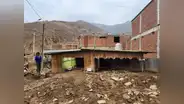 Ciclón Yaku: mujer damnificada por huaicos alumbra a bebé en refugio de Piura
