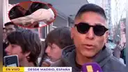 Niños españoles se emocionaron por conocer a Raúl Ruidíaz y le pidieron que firme sus chimpunes