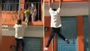 Se trepa del balcón para llevarle flores amarillas a su novia y todo le sale mal: “Eso es amor”