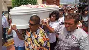 Familia de víctima de Sergio Tarache da último adiós en entierro y exige captura de feminicida