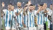 Lionel Messi suma 102 goles y va por Cristiano Ronaldo