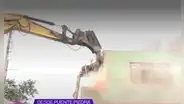 Puente Piedra: vivienda abandonada y construida en medio de la pista fue demolida