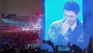 Christian Yaipén llora al recordar a su fallecido padre en concierto del Grupo 5: "Es difícil cantar sin él"