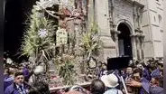Rezan por los damnificados en el inicio de la Semana Santa