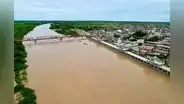 Crece el riesgo de inundación en la ciudad de Tumbes ante desborde del río en zona agrícola