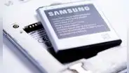 ¿Por qué la mayoría de teléfonos actuales ya no tienen una batería extraíble? Te lo diremos