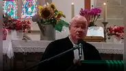 Sacerdote arma show de baile del tubo en su iglesia y recibe amenazas de muerte