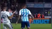 Guerrero se ganó la amarilla por forcejear con un rival segundos después de entrar al campo