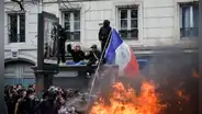 Tensión en Francia: Consejo Constitucional avala retrasar la edad de jubilación a 64 años