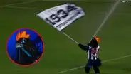 Alianza Lima presentó a Gallo Negro ante 30.000 hinchas y con la camiseta 1934
