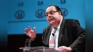 Julio Velarde: "Tenemos que estar seguros de que la inflación está derrotada para bajar la tasa de interés"