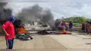 Bloqueo de vías y manifestaciones en paro para exigir atención al Gobierno ante lluvias en Piura