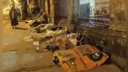 Pacientes siguen durmiendo en la calle para obtener una cita médica en Arequipa