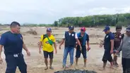 Quebrada Sol Sol en Piura arrastra 2 vehículos y deja un fallecido