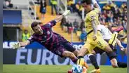 Gianluca Lapadula anotó golazo a Buffon: el 'Bambino' dejó en el suelo al arquero italiano