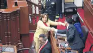 Llaman a exigir renuncia de Dina Boluarte y elecciones