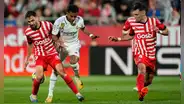 ¡Lo frenaron! Real Madrid perdió 4-2 ante Girona y se aleja del líder Barcelona en LaLiga