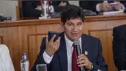 Gobernador de Arequipa dice que su esposa solo dio "sugerencias" para contrataciones