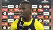 Advíncula se mostró emocionado tras golazo que anotó en la Libertadores: "Siempre la trabajo"