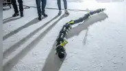 La NASA prueba a su 'robot anguila' que buscará vida en Encélado