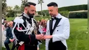Por primera vez, militar se casó con pareja del mismo sexo con uniforme oficial de Carabineros