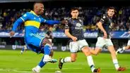 Boca Juniors presume a Luis Advíncula y los hinchas enloquecen: "El advinculismo avanza"