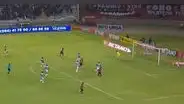 Magnín queda solo frente a Saravia y se pierde el 2-1 para Melgar de manera increíble