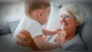 Abuela se niega a cuidar a su nieto gratis y exige pago de US$20 la hora