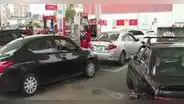 La Victoria: se registra largas filas de vehículos para conseguir GLP en grifos