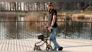 Tetrapléjico vuelve a caminar gracias a una conexión digital entre su cerebro y su médula espinal