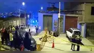 VMT: acribillan a hombre mientras bebía licor con amigo en plena calle