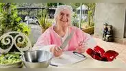 "Lo que me propongo hacer lo hago": abuela influencer de 88 años es reconocida por sus recetas