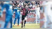 Gianluca Lapadula en la final por el ascenso