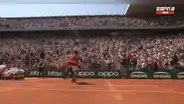 Varillas se ganó el respeto de Roland Garros: así aplaudieron a 'Juanpi' tras jugar ante Djokovic