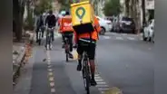 Repartidores de app de delivery se encaminan a recibir CTS y un seguro de salud