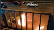 Jockey plaza: automóvil se incendió en los exteriores del centro comercial