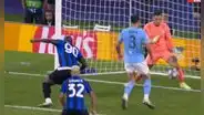 El gol que pudo cambiar la historia: Lukaku tuvo el empate, pero Ederson tuvo fenomenal reflejo